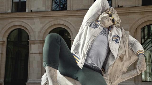 Louvre Sculptures Dressed as Hipsters = Hilarious Results