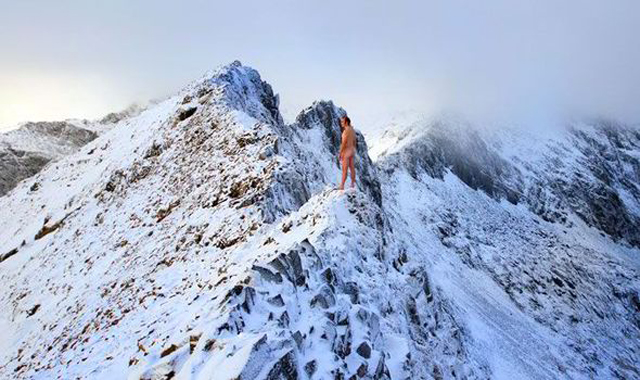 Naked UK Man Climbs Mountain, Describes It As 