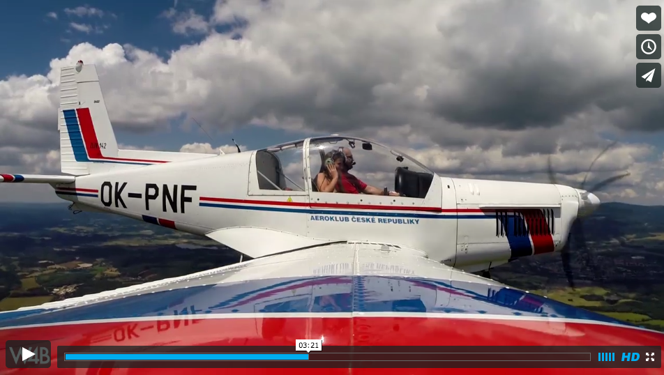 NSFW: Boobies et aviation [vidéo]
