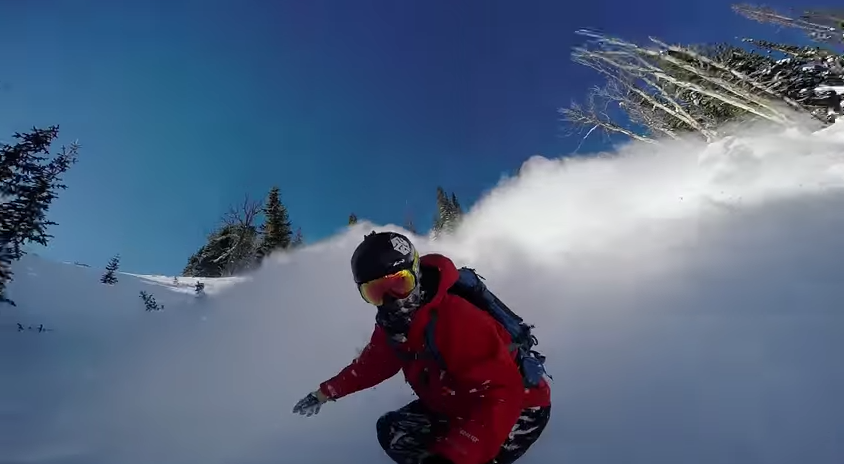 GoPro : First line of the winter winner video is insane