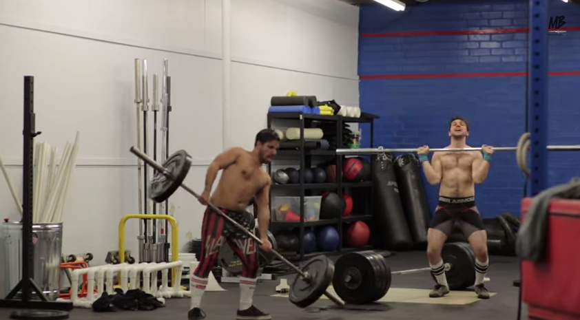 Encore une vidéo de CrossFit qui va te faire rire.