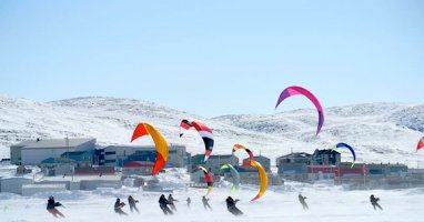 Le KITESURF, un sport dans le vent au Nunavut