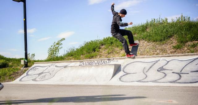 Dan Mathieu, projet 45 montreal, dire skate red bull