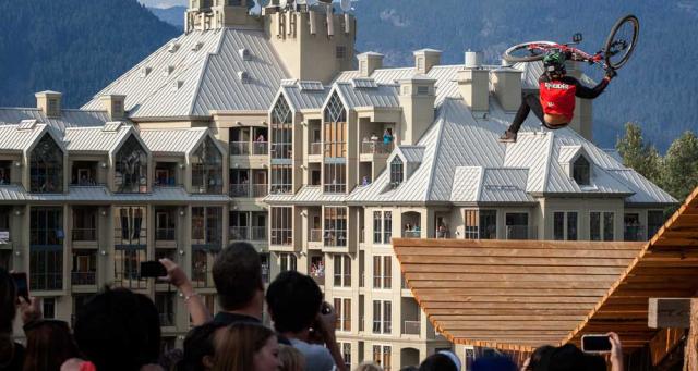 Red Bul Joyride Brett Rheeder | 33mag